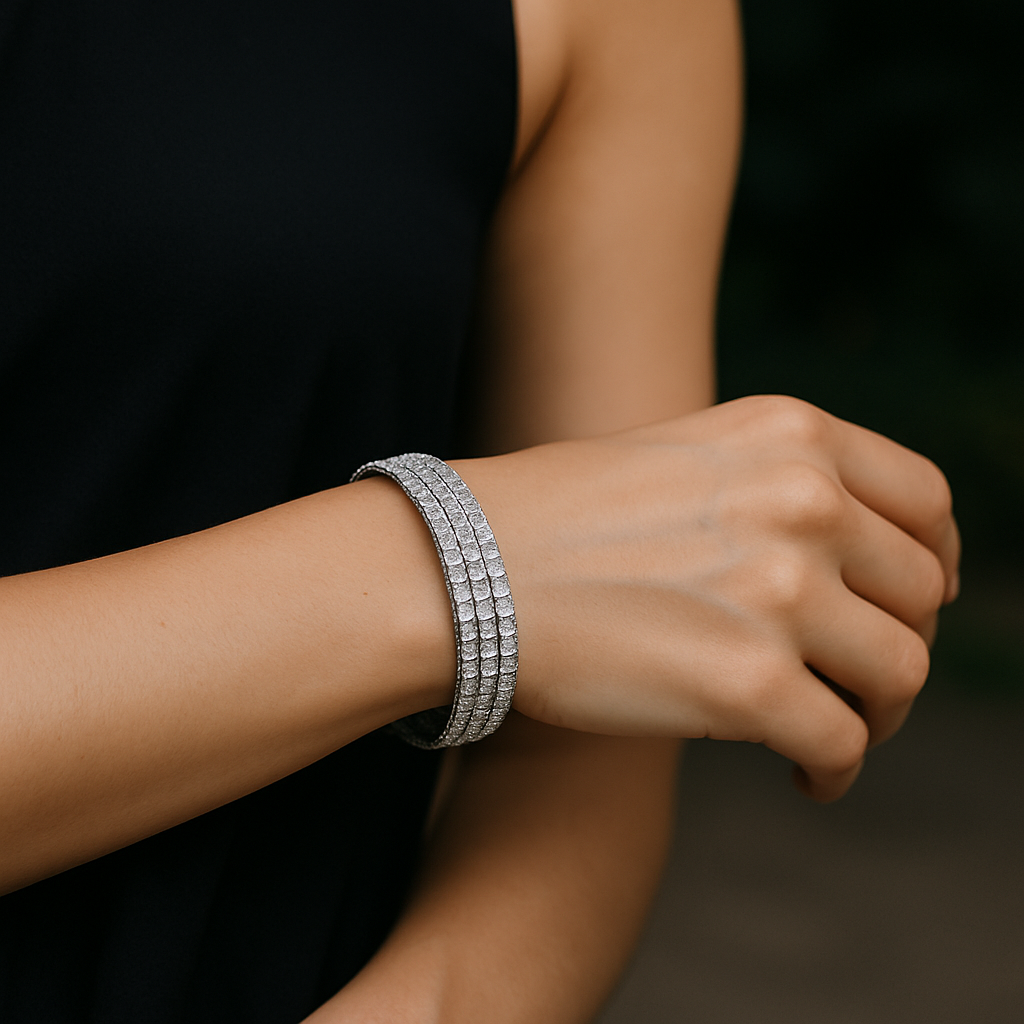 Svarniya Anti-Tarnish Pearl Oxidised