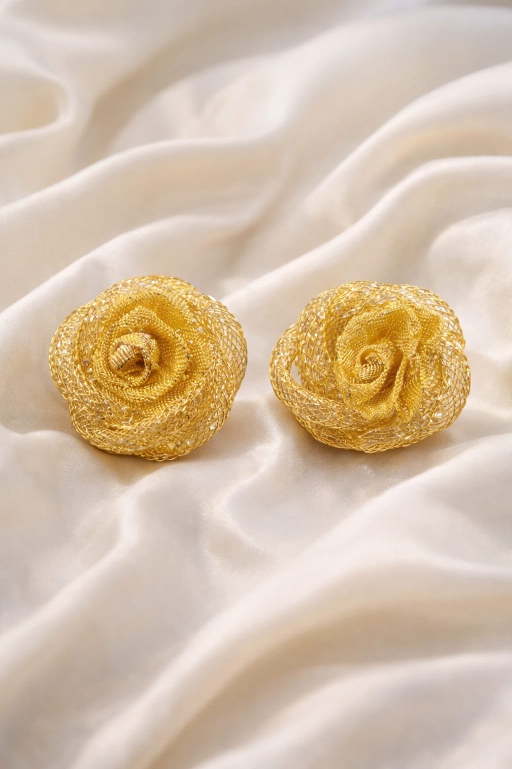 svarniya best earring in anti tarnish